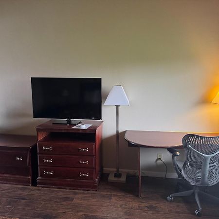 Town & Country Motel Clinton Dış mekan fotoğraf