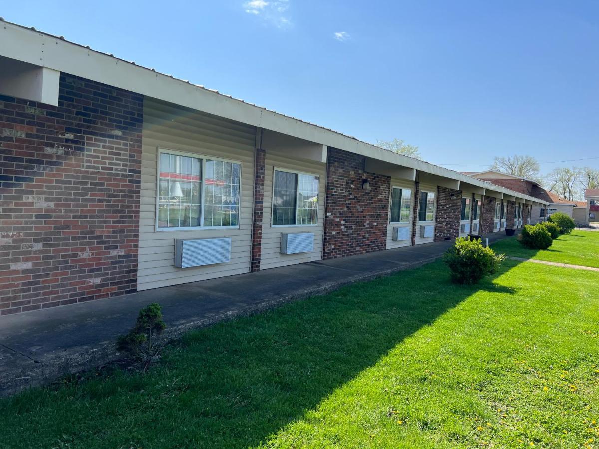Town & Country Motel Clinton Dış mekan fotoğraf